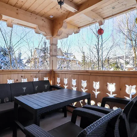 Deluxe & Na Wylacznosc Дом отдыха *