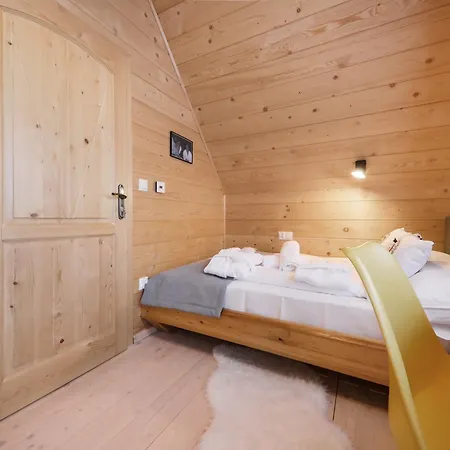 Deluxe & Na Wylacznosc 자코파네