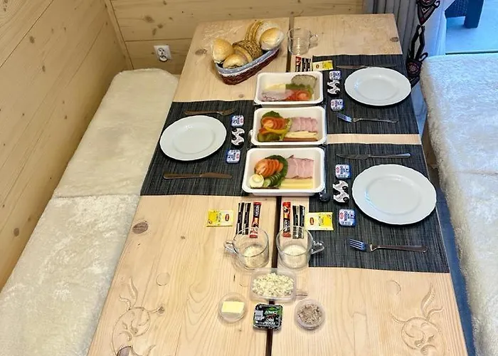 Deluxe & Na Wylacznosc Vakantiehuis *